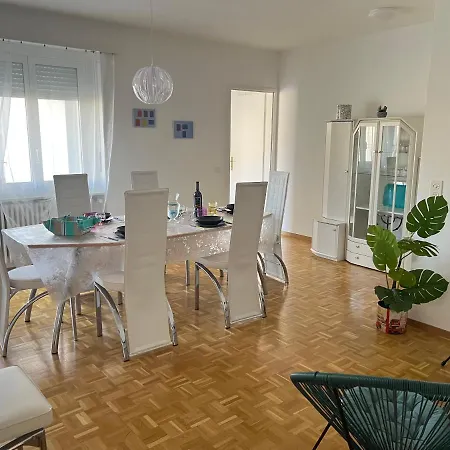 Apartment Casa Kromatica